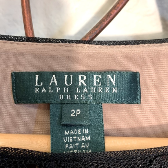 Ralph Lauren black lace and sequin dress - Picture 3 of 7